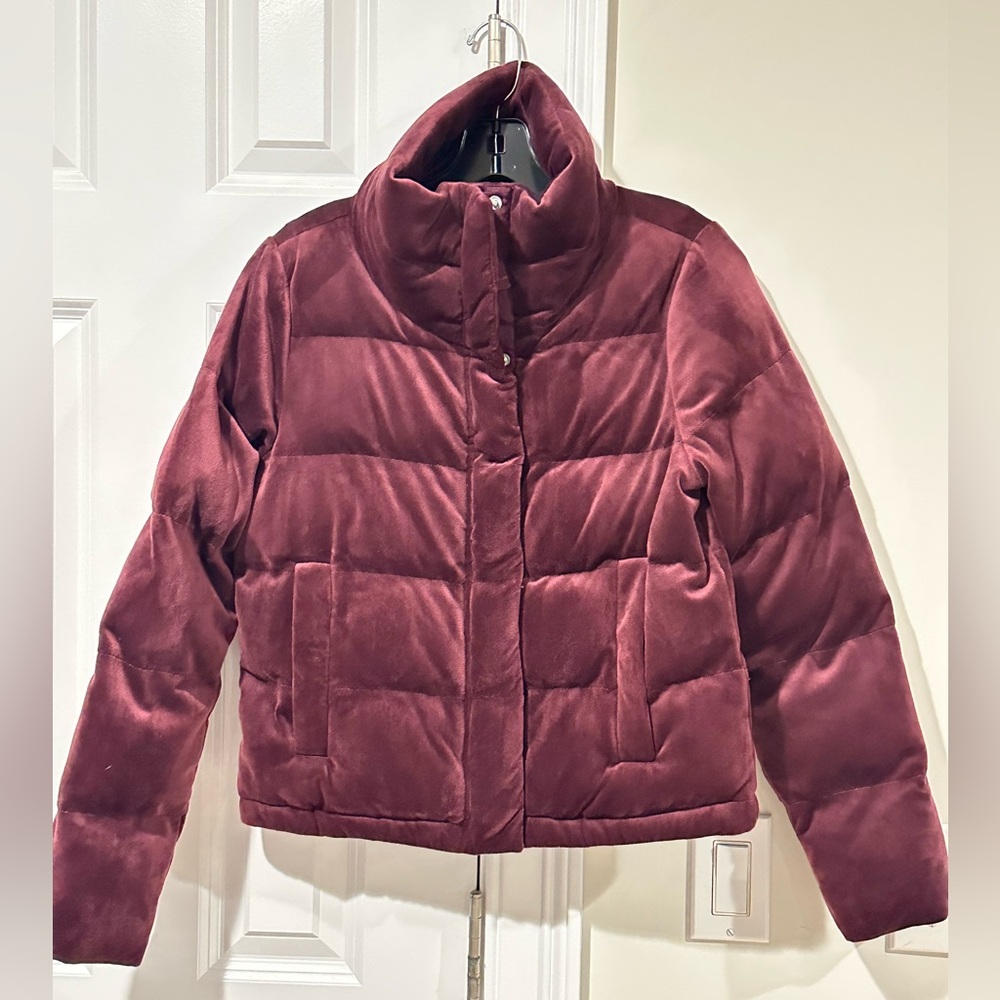 Abercrombie women’s velvet puffer jacket Sz XS